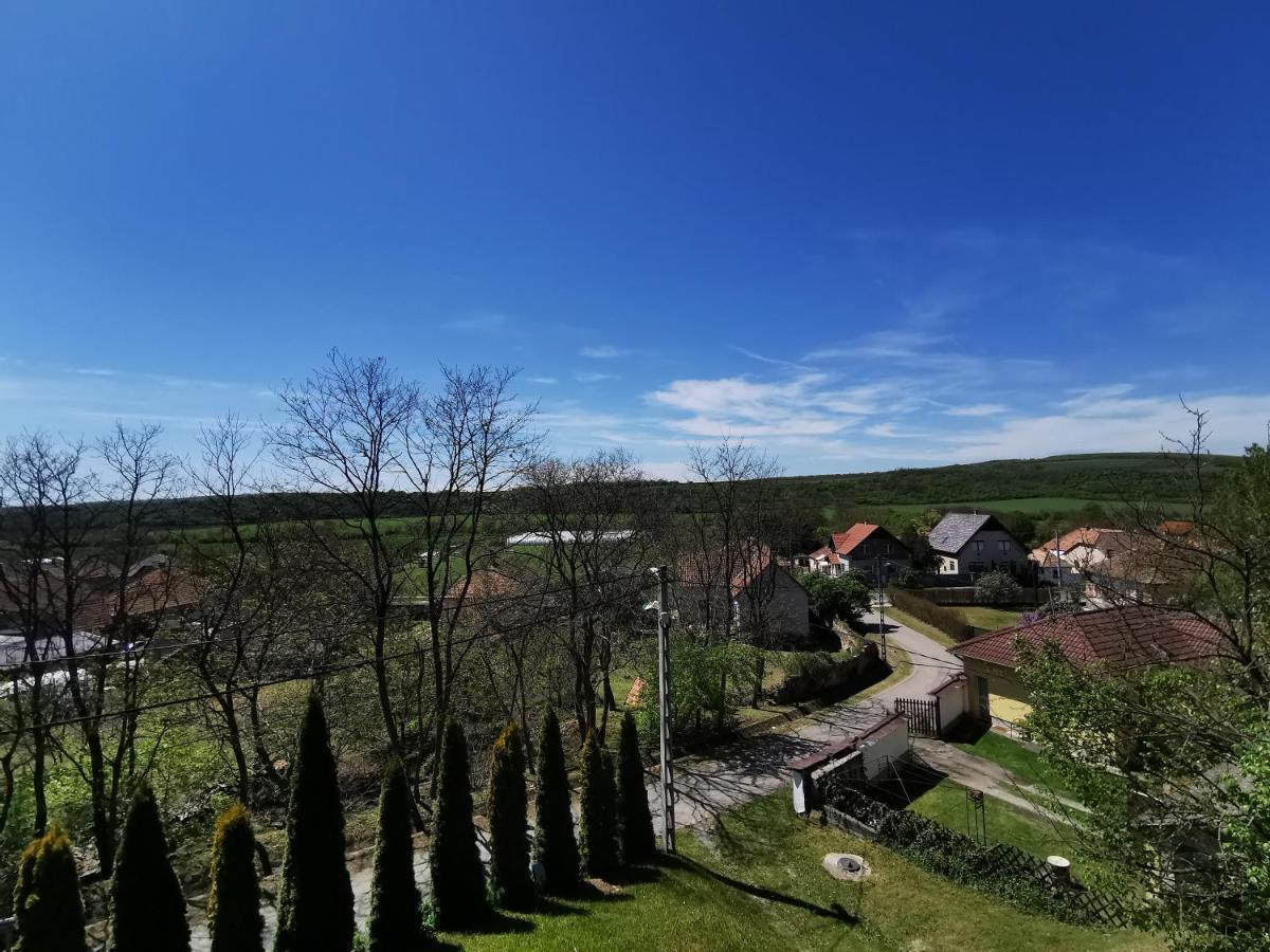 Sokristaly Vendeghaz Hotel Demjén Екстериор снимка