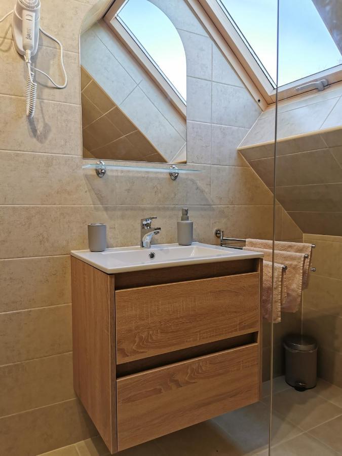 Sokristaly Vendeghaz Hotel Demjén Екстериор снимка